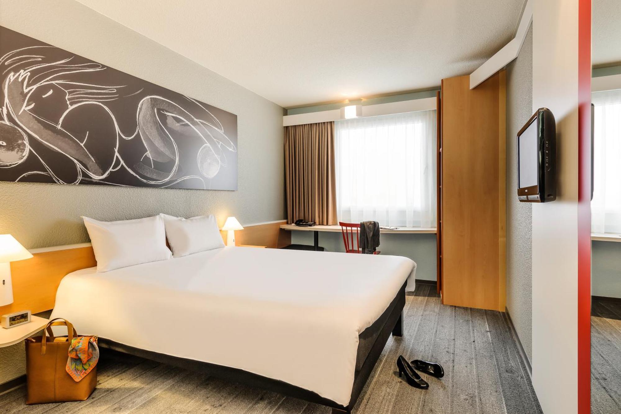 Отель Ibis Luebeck City Экстерьер фото